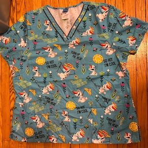 Scrubs. XL. Disney frozen- Olaf